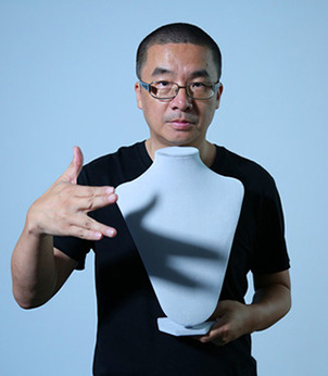 蘇丹專訪 ：之所以經(jīng)典，是因?yàn)椴徘榕c極致