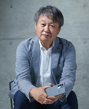 65歲的深澤直人，設(shè)計(jì)的realme真我GT大師版，為何能觸動(dòng)年輕人?